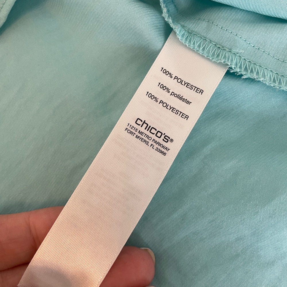 Chico’s teal blue silky flowy blouse 3/4 roll tab sleeve, size 1 - Picture 3 of 6